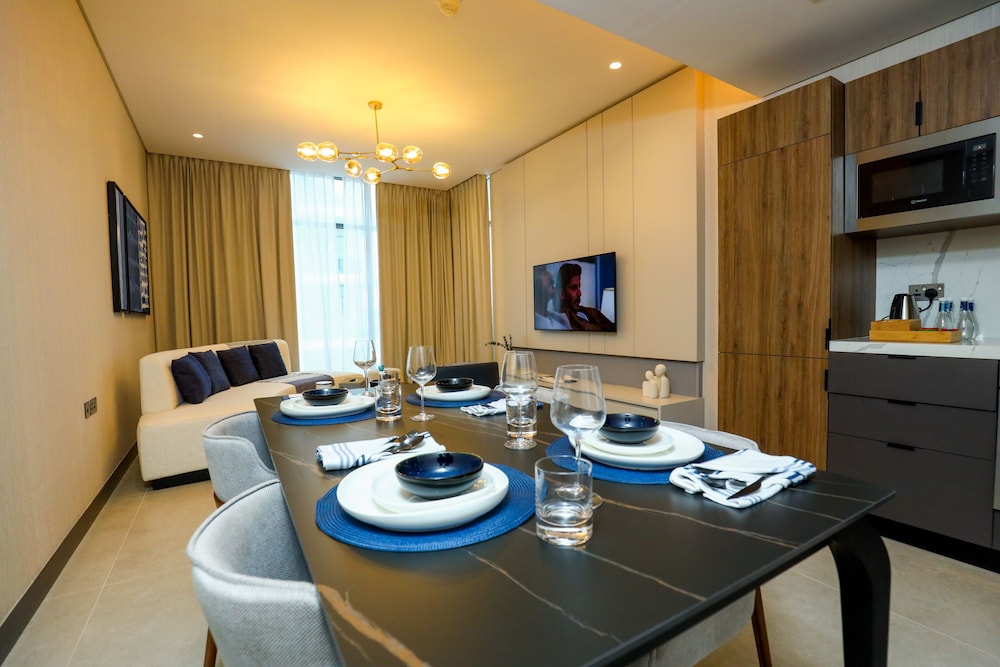 charthouse residences