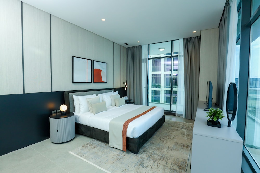 charthouse residences