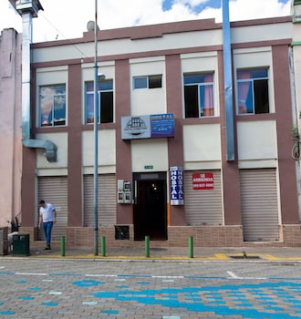 hostal downtown quito