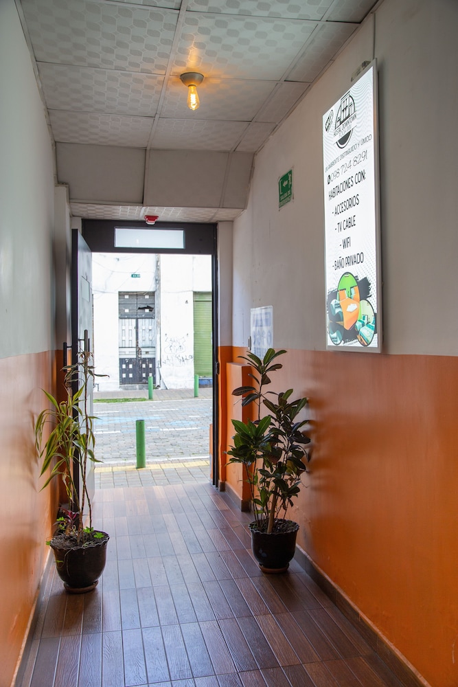 hostal downtown quito