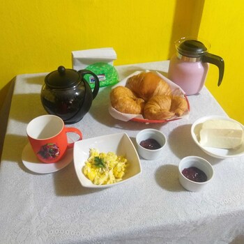 hostal downtown quito