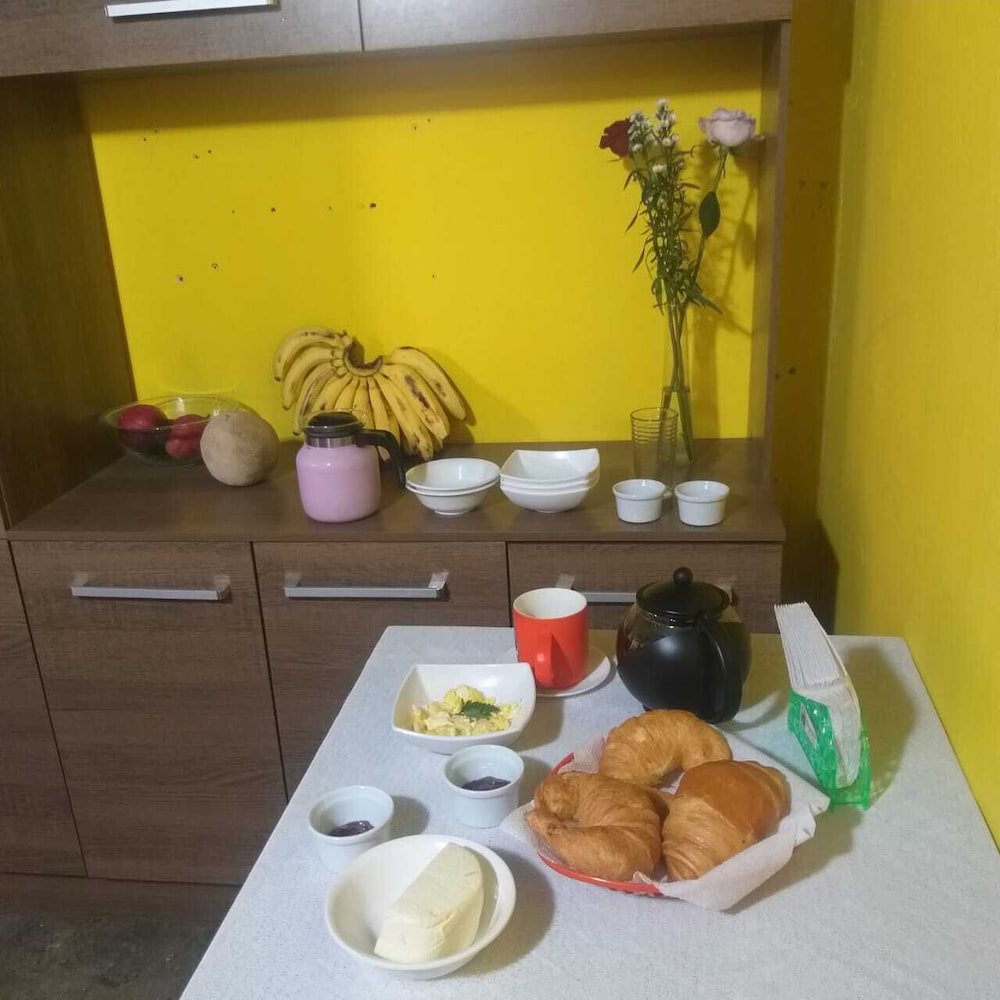 hostal downtown quito