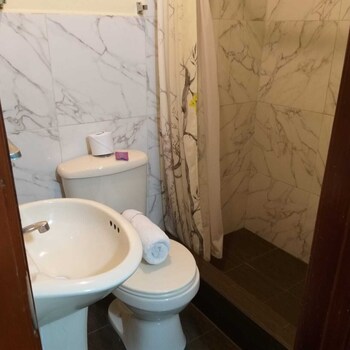 hostal downtown quito