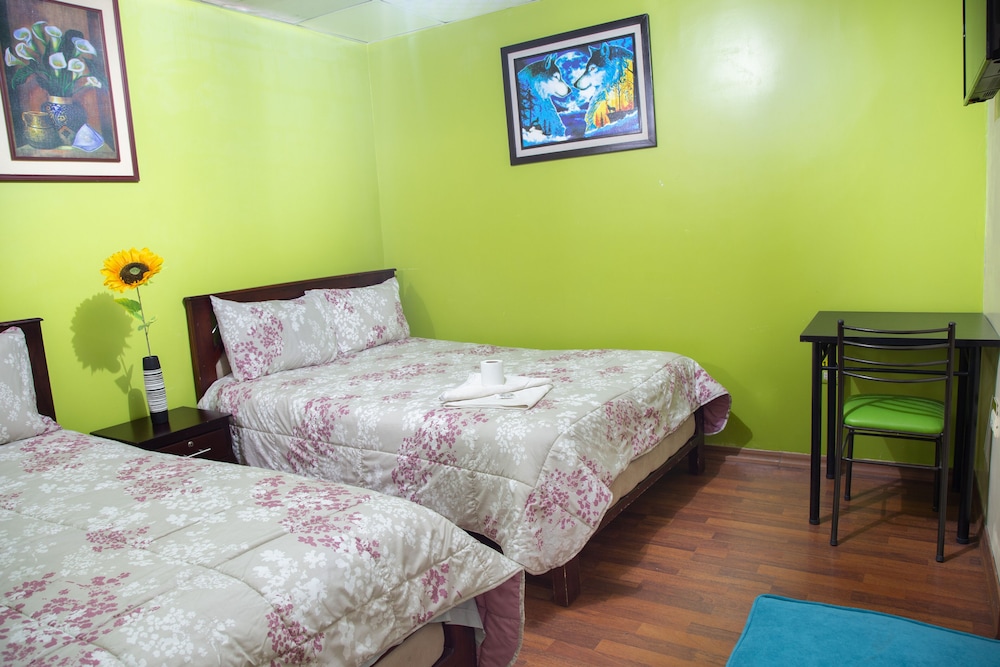 hostal downtown quito