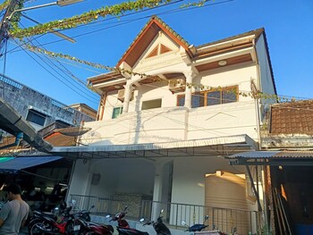 Kata S.T House 2,Phuket>>Karon,2 star