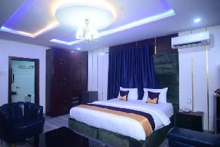 nobis apartments
