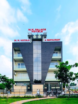m k hotel and restaurant