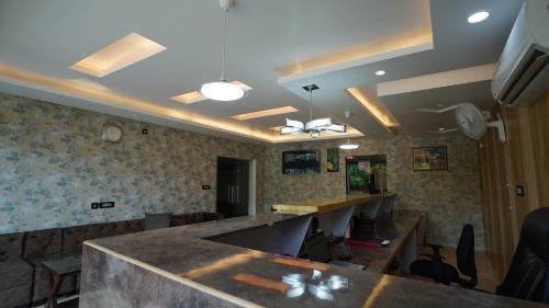 m k hotel and restaurant