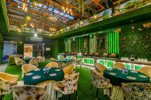 shree jee hotel