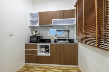 lark pool villa krabi