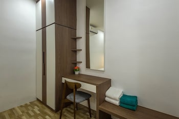lark pool villa krabi