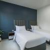 lark pool villa krabi