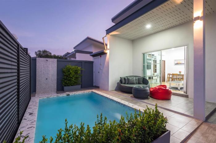 lark pool villa krabi