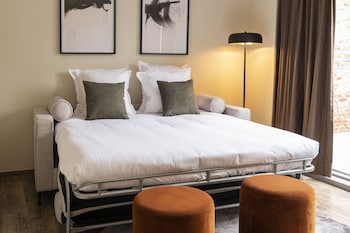 dukes apartments grand place