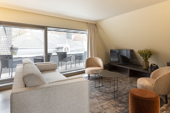 dukes apartments grand place