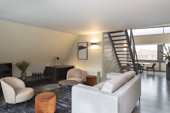 dukes apartments grand place