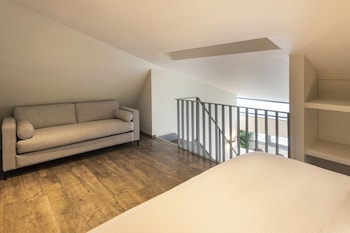 dukes apartments grand place