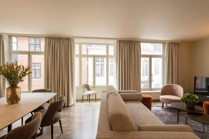 dukes apartments grand place