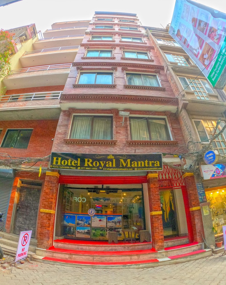 hotel royal mantra