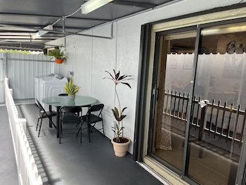 amazing and cozy duplex near zoo miami