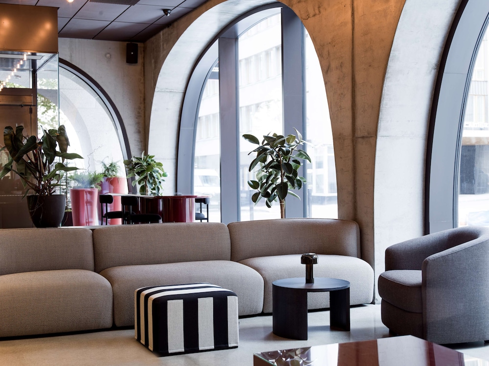 radisson red helsinki