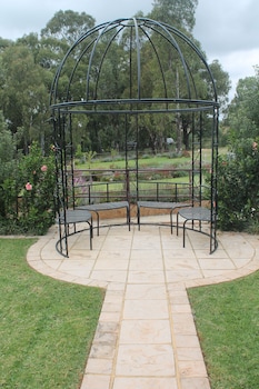 cradle mount hotel and conference centre