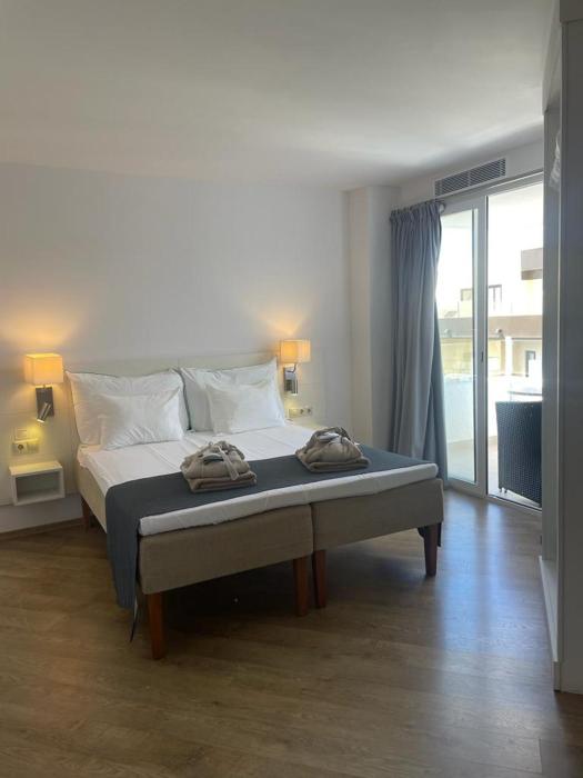 palma beach hotel adults only