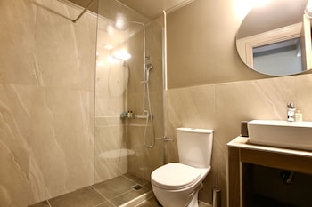 markopoulo mesogaias