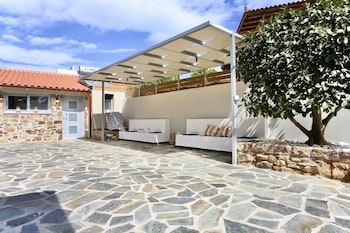 gk mediterranean village airportshuttle