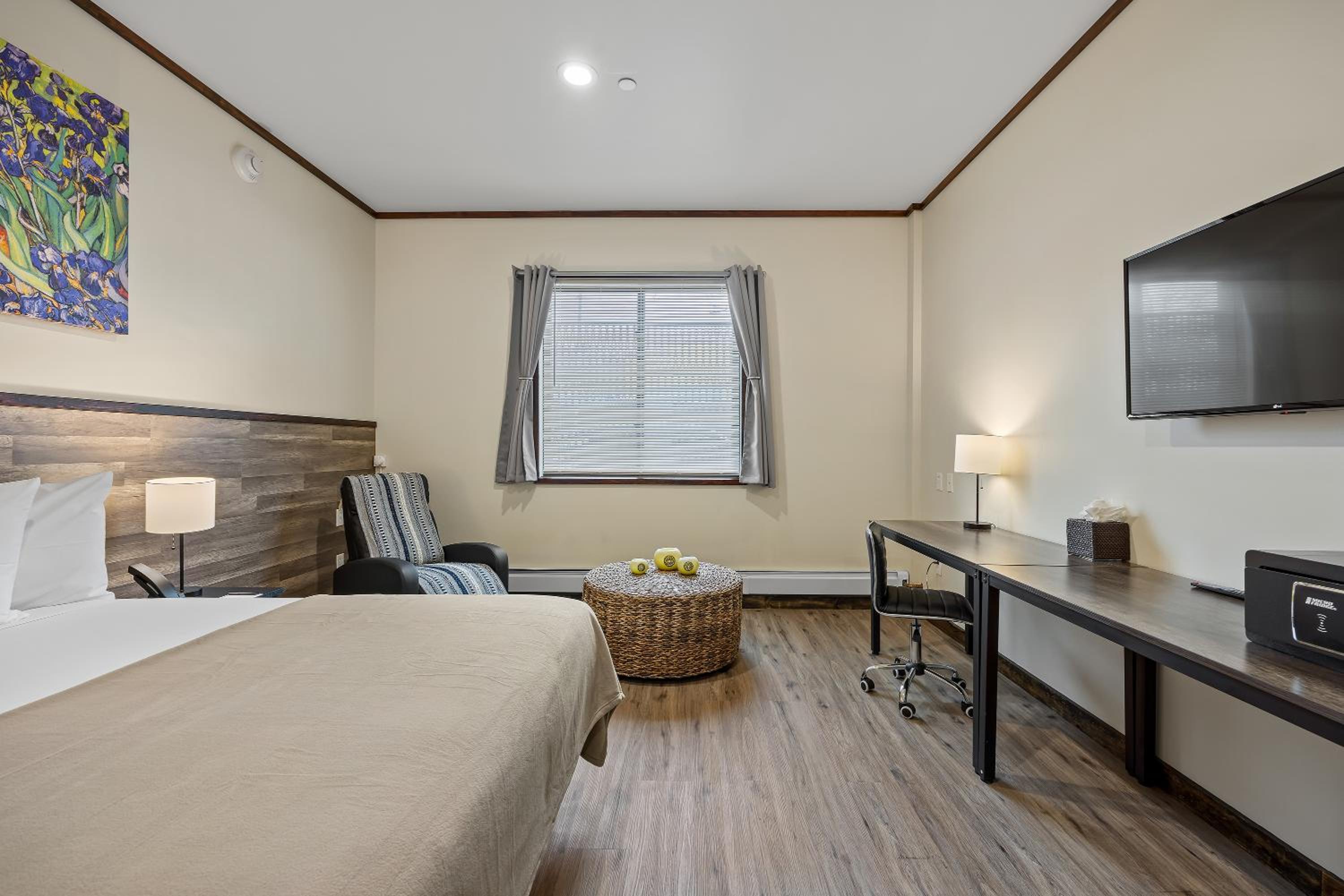 highbridge hotel