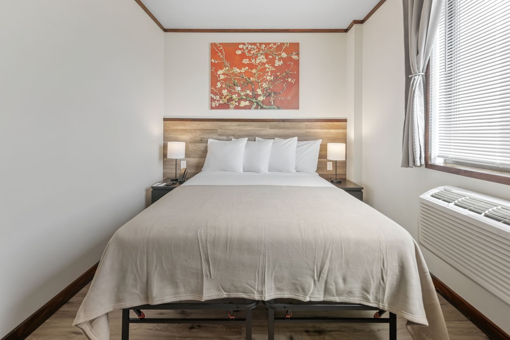 highbridge hotel