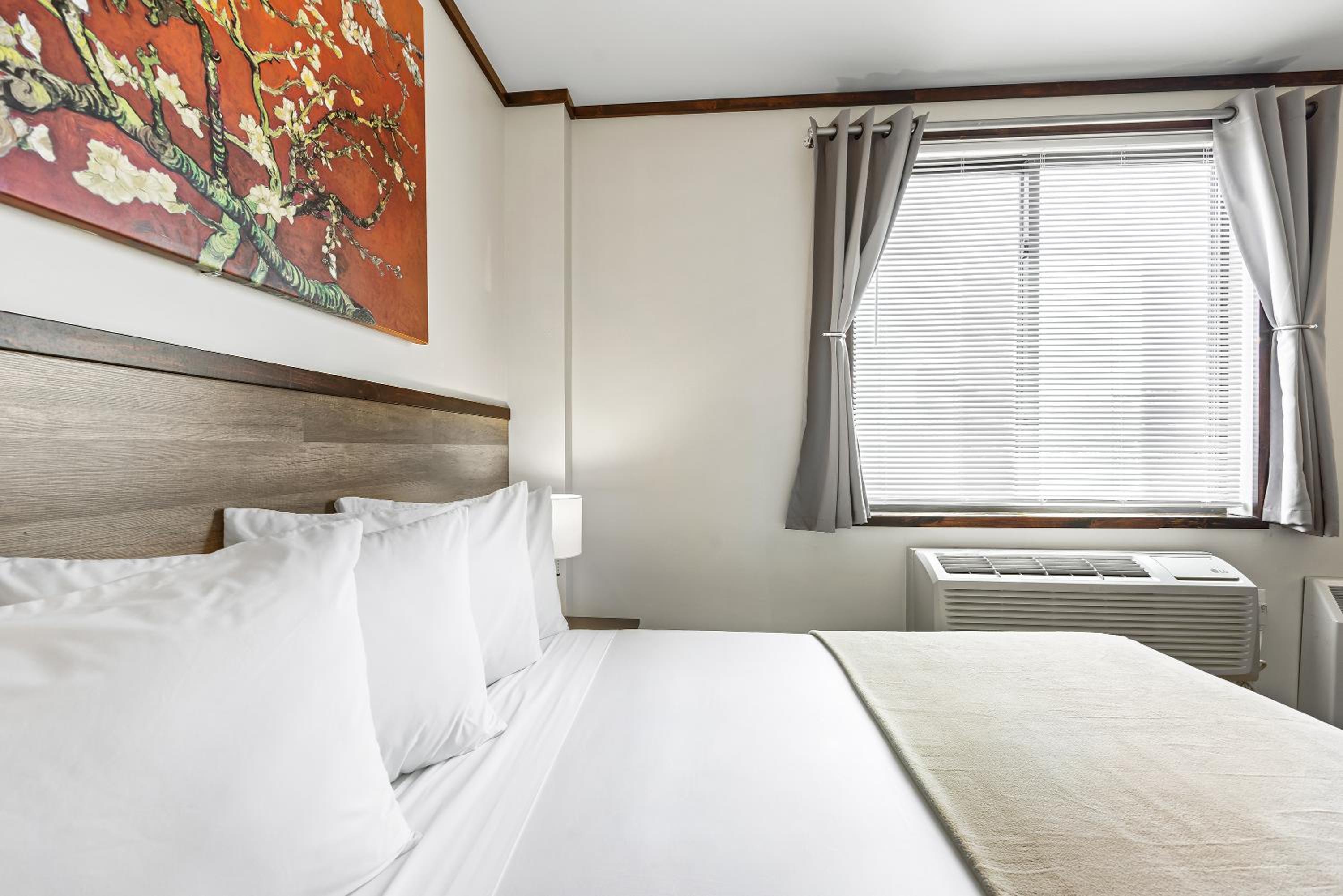 highbridge hotel