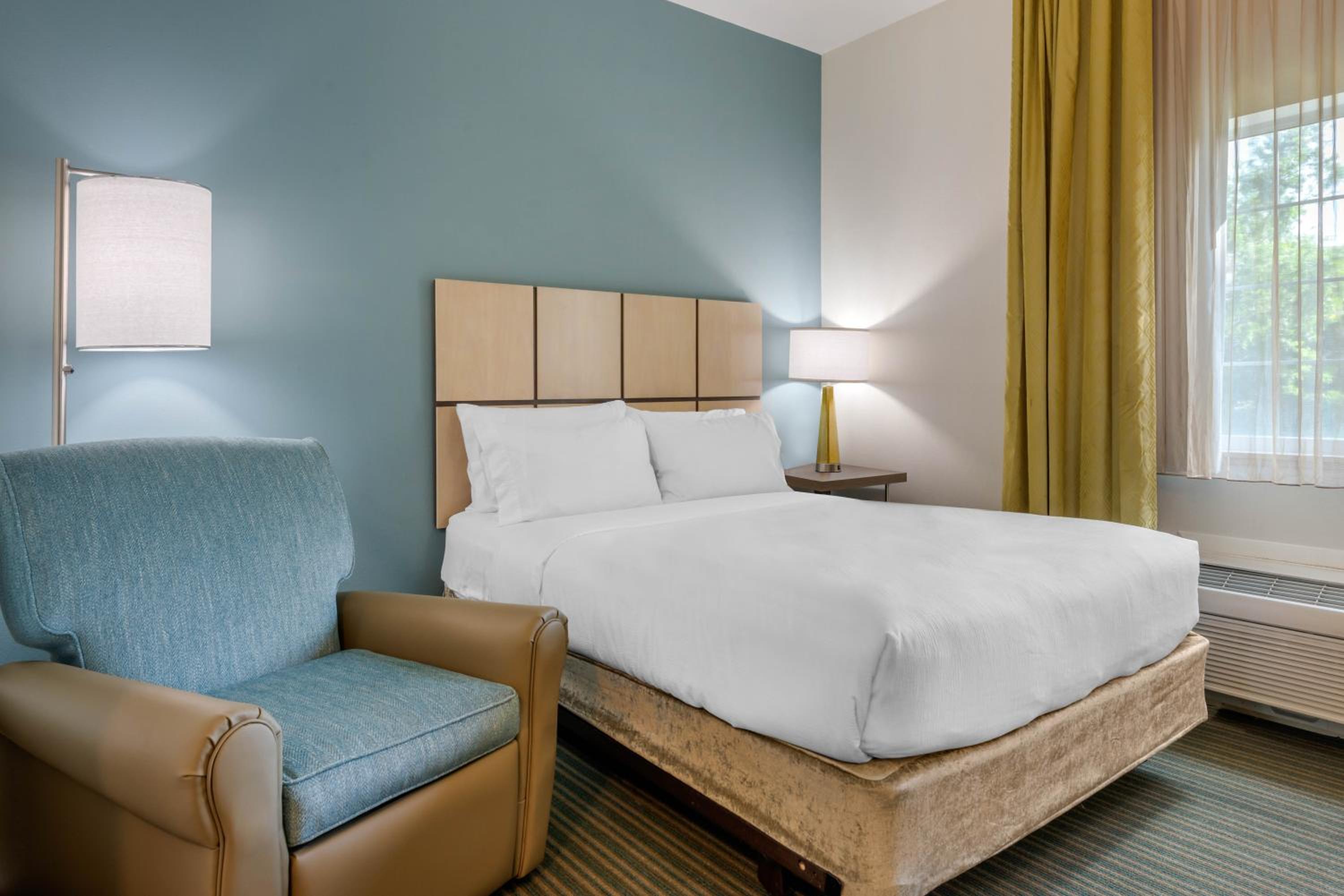 candlewood suites fort myers sanibel gateway by ihg