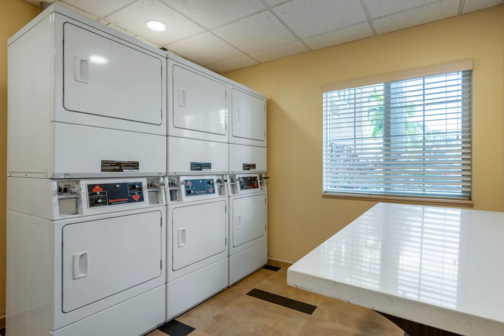 candlewood suites fort myers sanibel gateway by ihg