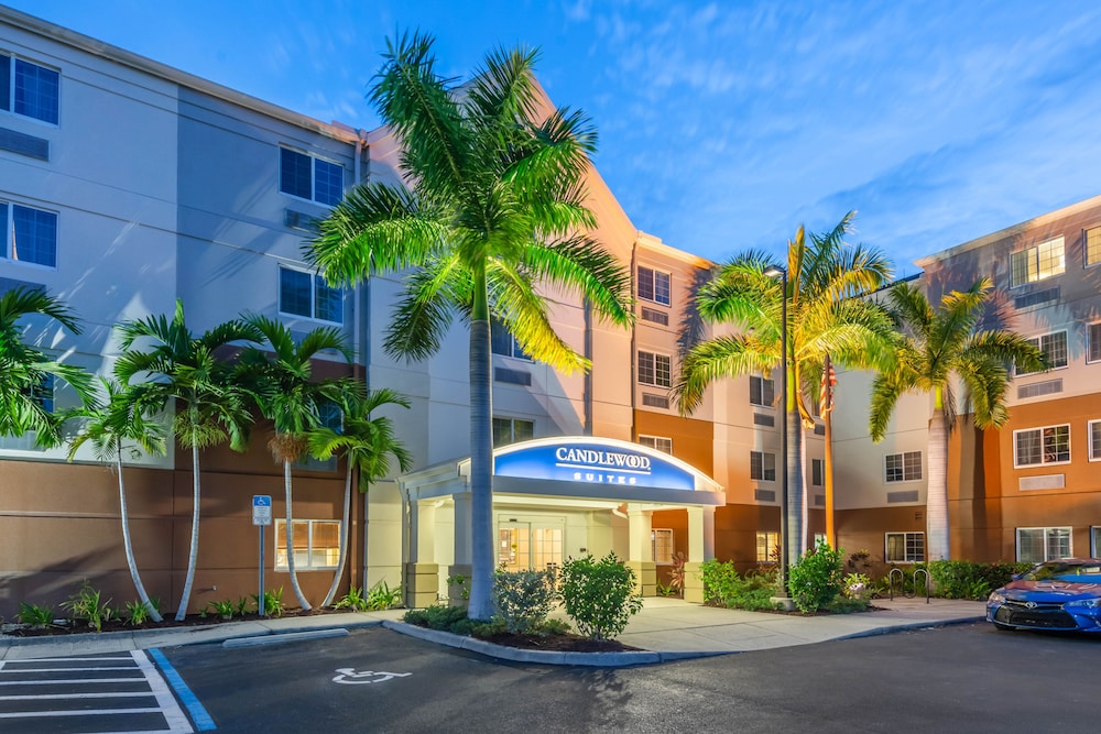 candlewood suites fort myers sanibel gateway by ihg