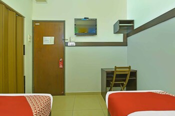 capital o 90754 gopeng inn