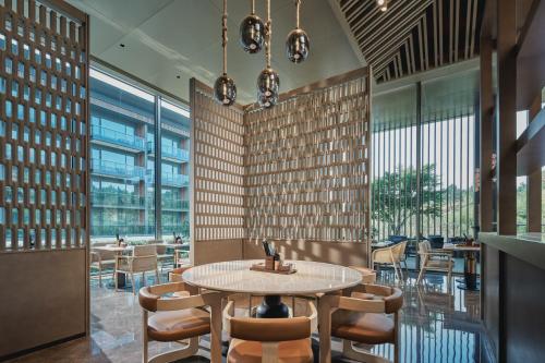 hotel indigo hangzhou tianmushan an ihg hotel
