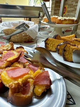 conchas comfort hotel