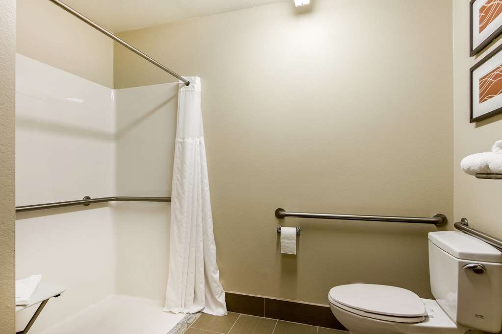 comfort inn and suites redwood country