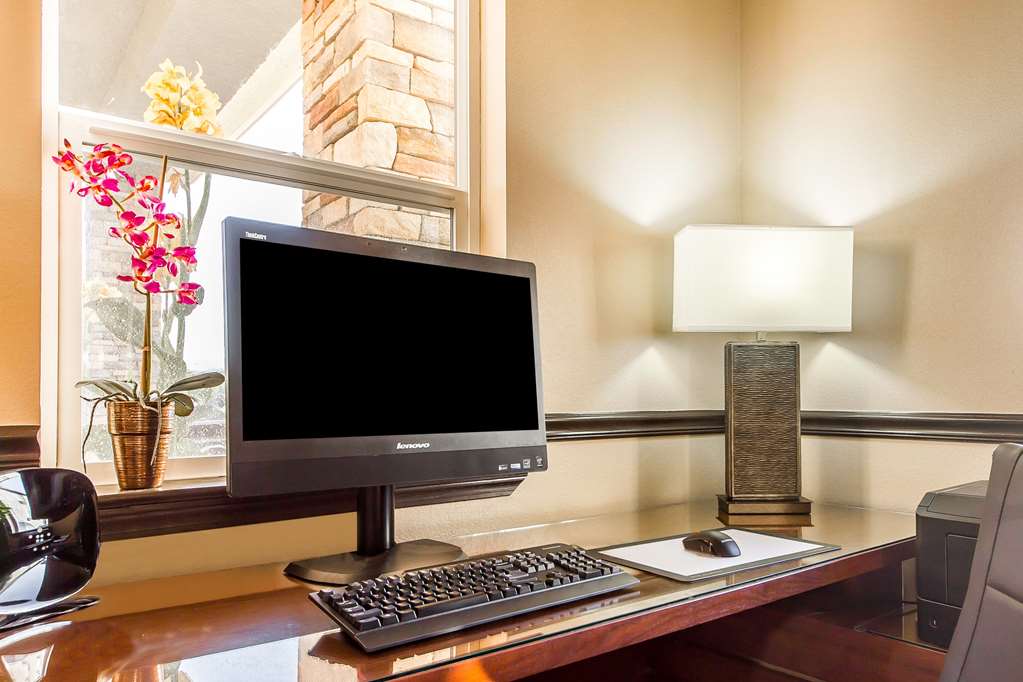 comfort inn and suites redwood country