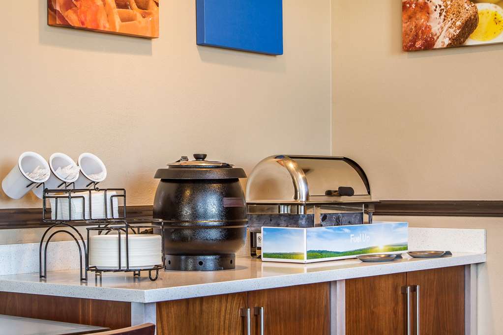 comfort inn and suites redwood country