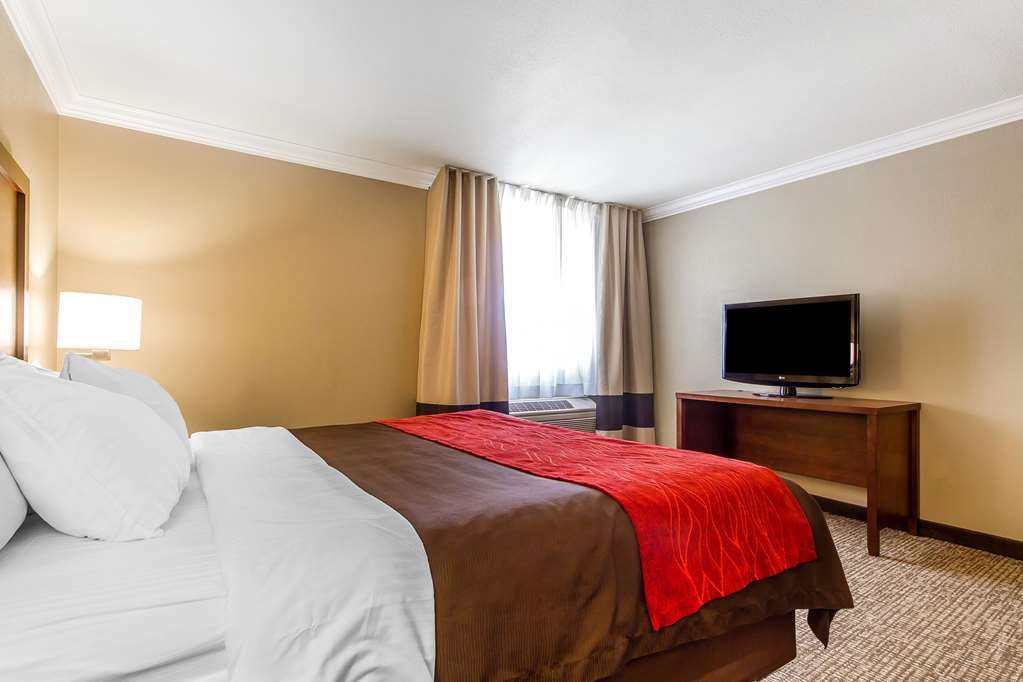 comfort inn and suites redwood country