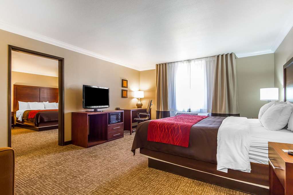 comfort inn and suites redwood country