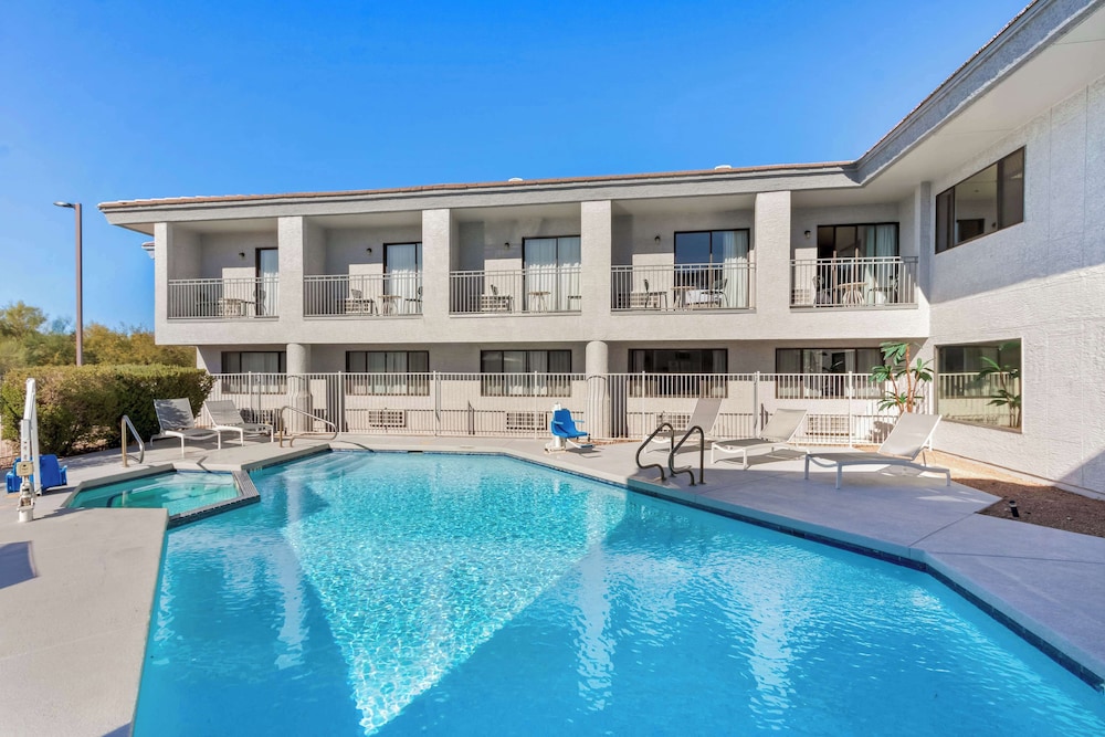 comfort inn fountain hills scottsdale