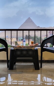 alibaba pyramids boutique