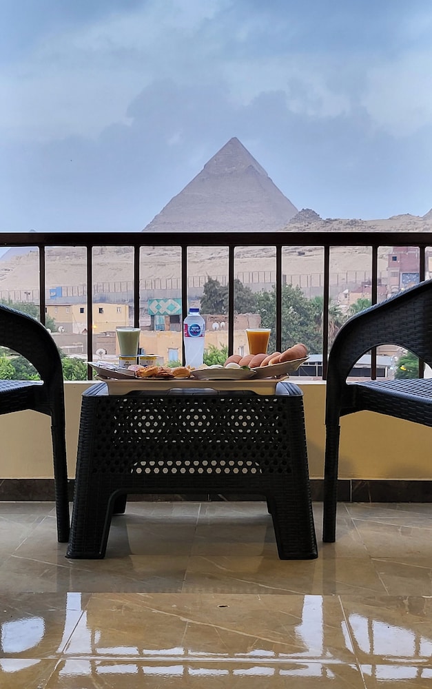 alibaba pyramids boutique