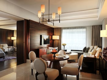 hotel tentrem yogyakarta