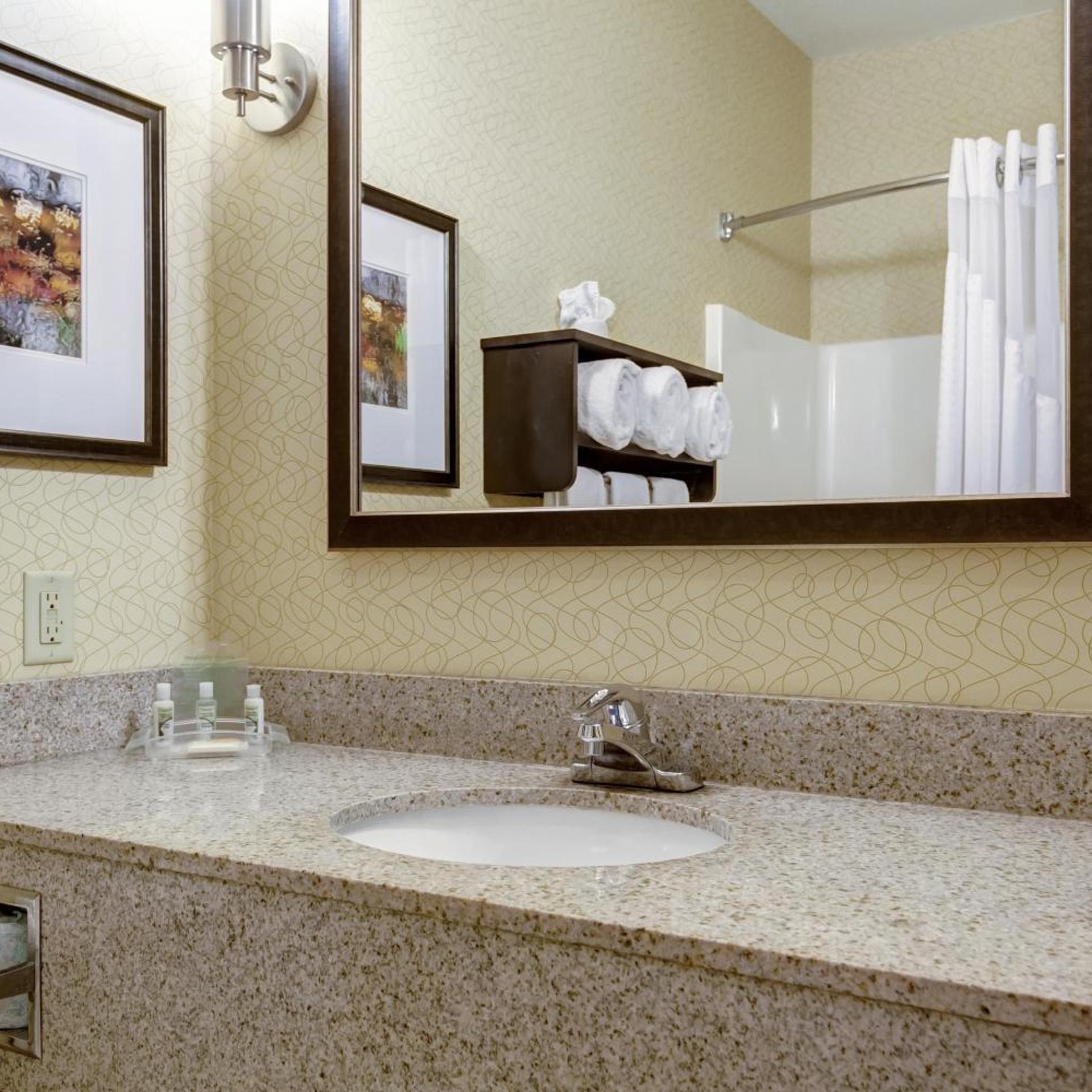 holiday inn express and suites sikeston southwest by ihg