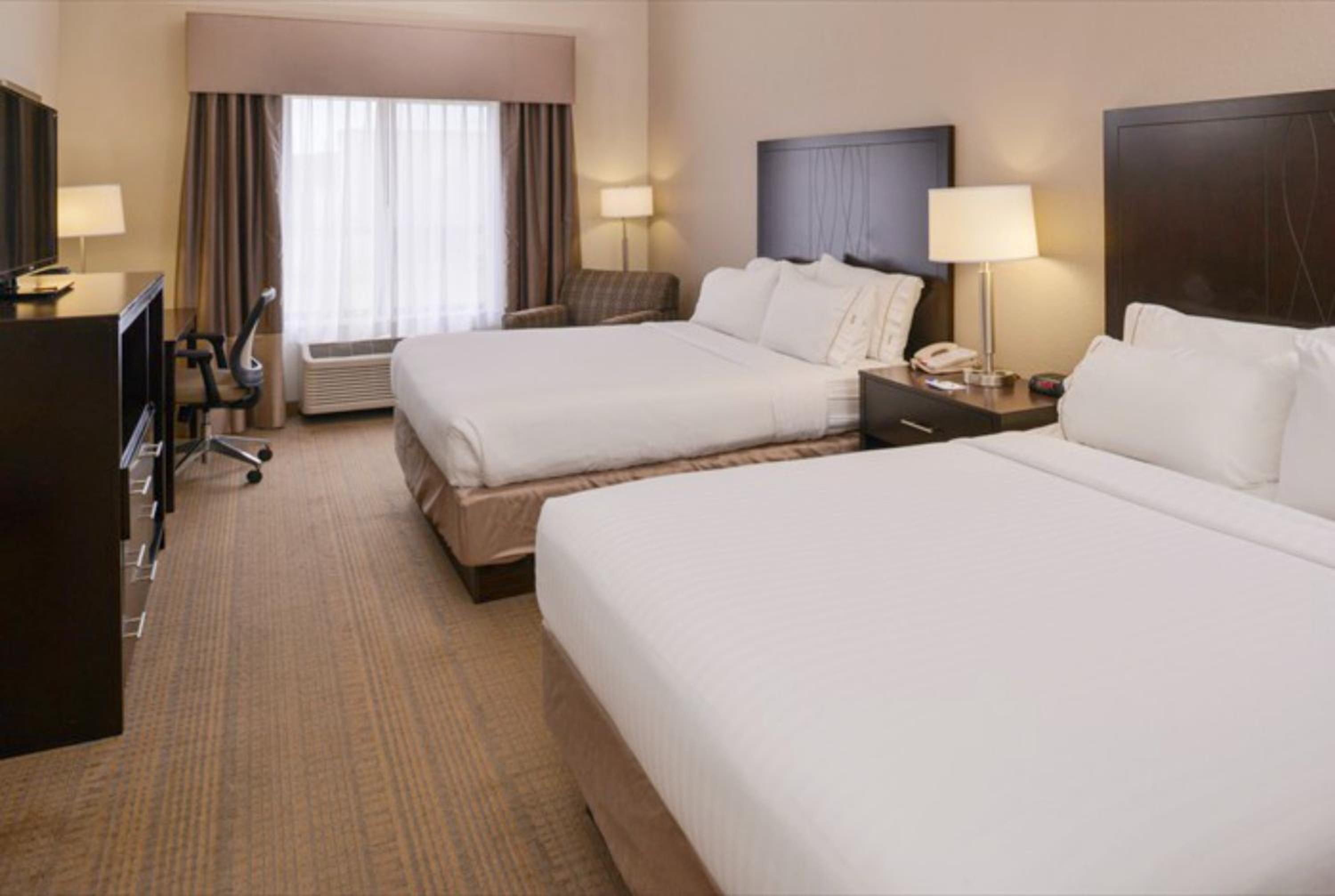 holiday inn express and suites sikeston southwest by ihg