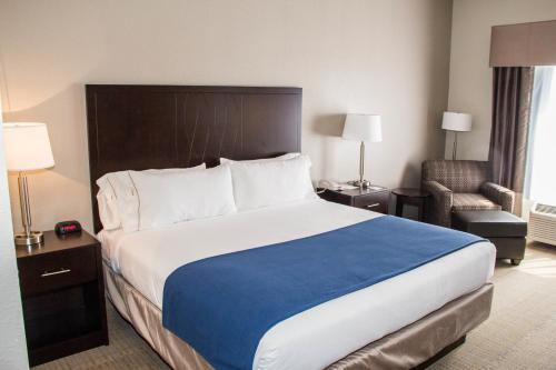 holiday inn express and suites sikeston southwest by ihg